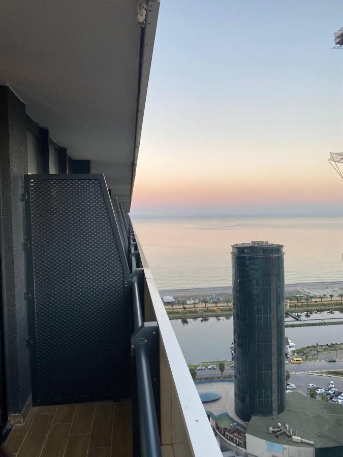 Orbi City Luxury Studio Harbour And Sea View Батумі Екстер'єр фото